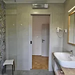 Two-story For In Valica ヴィラ *