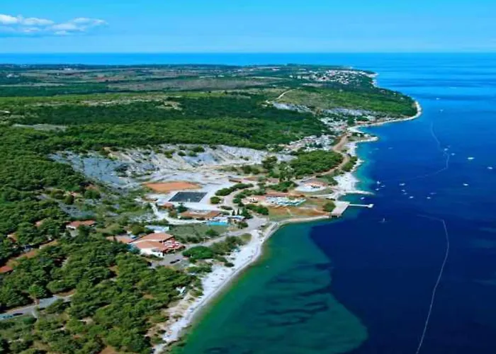 Two-story For In Valica Valizza