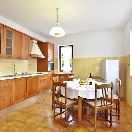 Vila Two-story For In Valica *