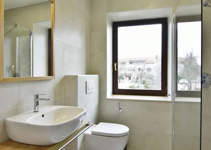 Vila Two-story For In Valica *